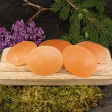 Load image into Gallery viewer, Peach Selenite Palms - 5 pcs
