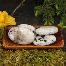Load image into Gallery viewer, Rainbow Moonstone Palms - 1 lb
