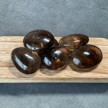 Load image into Gallery viewer, Smokey Quartz Palms - 1 lb
