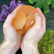 Load and play video in Gallery viewer, Peach Selenite Palms - 5 pcs
